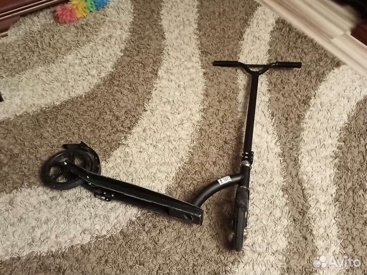 Самокат Городской Reaction Adult scooter 200 mm