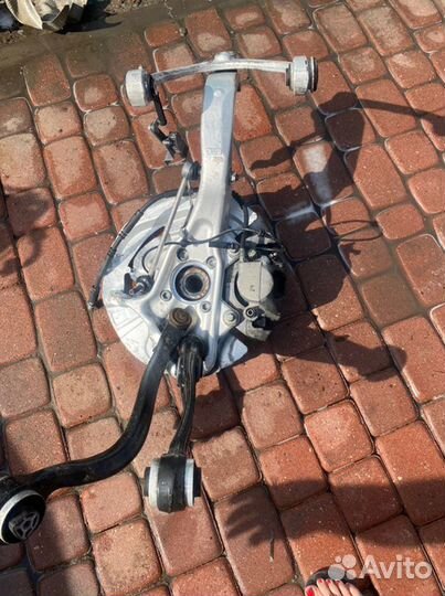 Поворотный кулак левый Bmw X5 F15