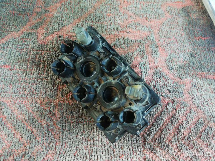 Блок вакуумных клапанов Мерседес W210