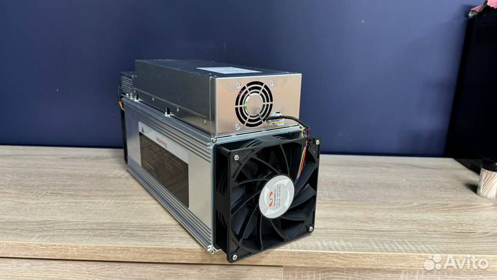 Whatsminer m50 118Th Новый