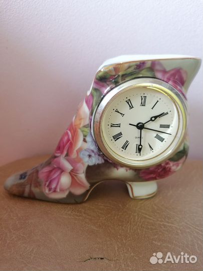 Часы - туфелька