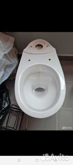 Унитаз без бачка б/у