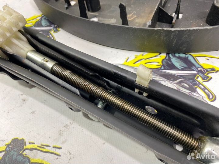 Домкрат Bmw 3 cabrio M54B30 2002