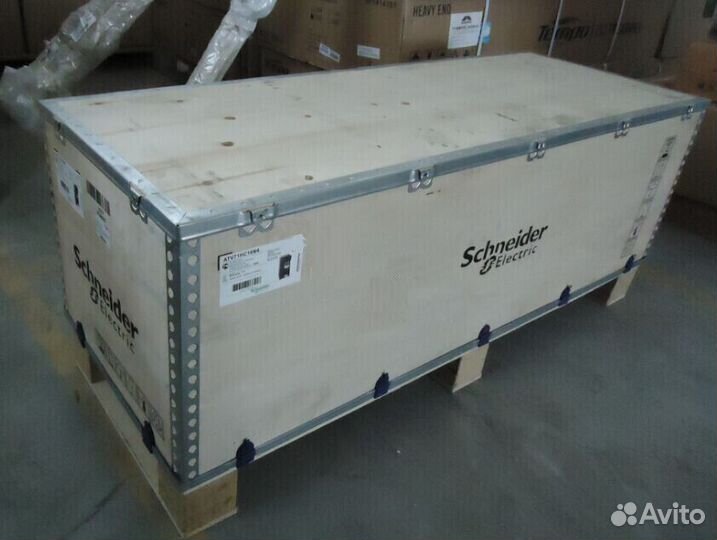 Преобразователь Schneider Electric ATV930C16N4