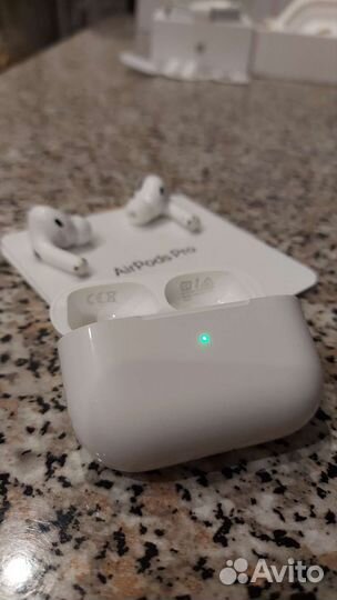 Airpods pro с шумоподавлением + блок 20W + чехол