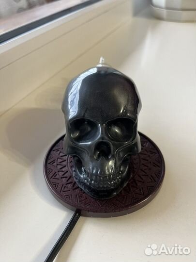 Череп-бра настенный