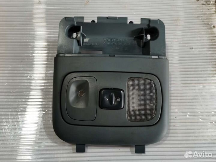 Плафон освещения салона renault scenic 1