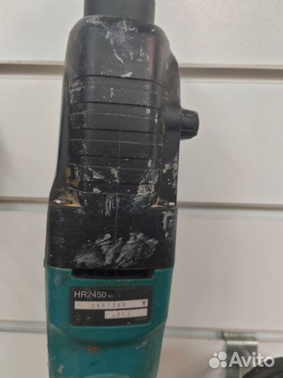 Перфоратор Makita HR2450