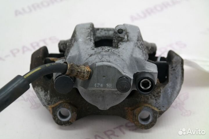 Суппорт тормозной задний Mercedes E W212 2009-2017