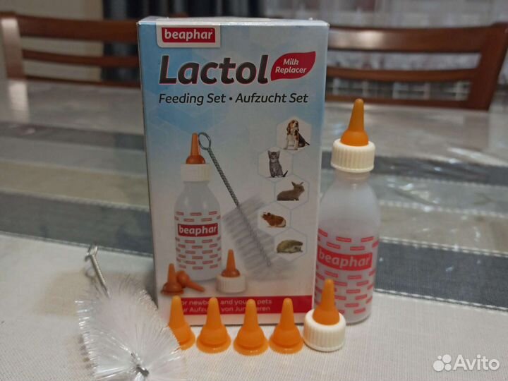 Бутылочка для кормления животных