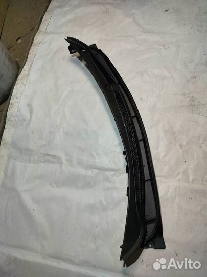 Накладка (жабо) solaris 14-17 861504l100