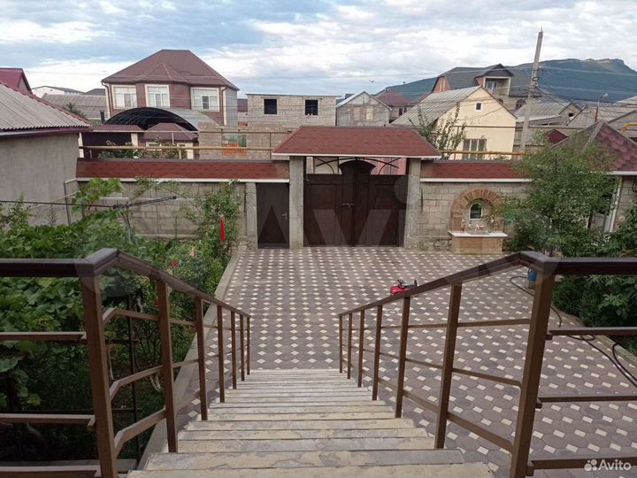 Дом 300 м² на участке 4 сот.