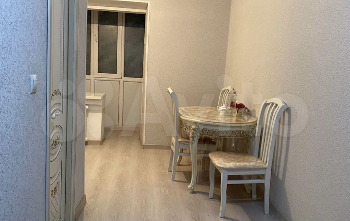 1-к. квартира, 37 м², 1/5 эт.