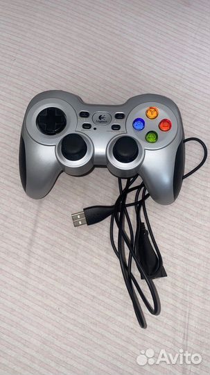 Logitech Wireless gamepad F710