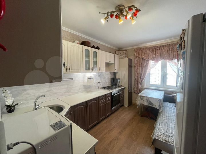 3-к. квартира, 78,7 м², 8/10 эт.