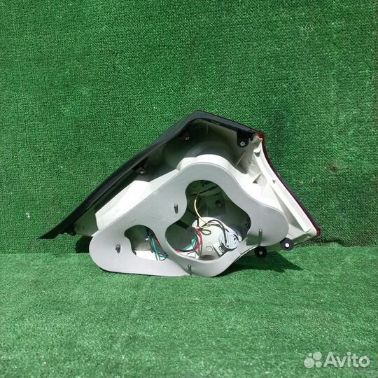 Фонарь задний левый Kia ceed 1