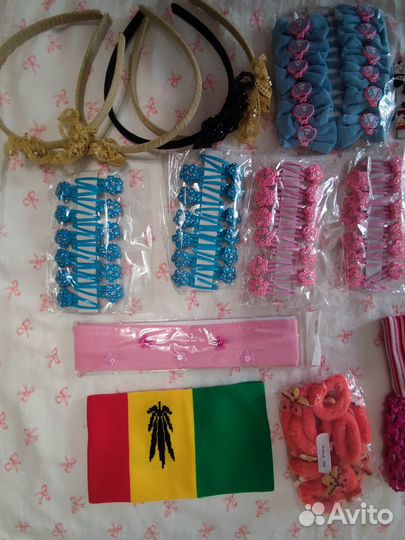 Продам новые косметички,заколки детские,повязки