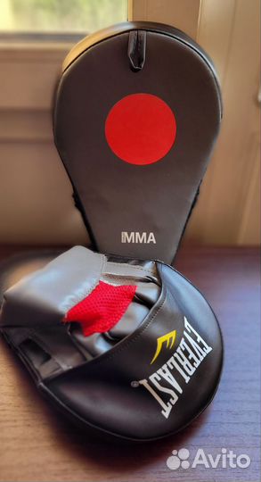 Лапы тренировочные Everlast