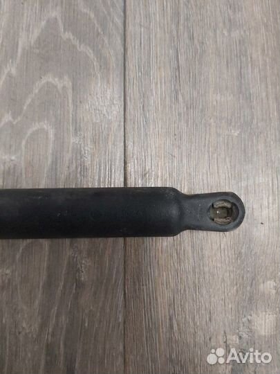 Амортизатор капота Mercedes Ml 350 4Matic 164