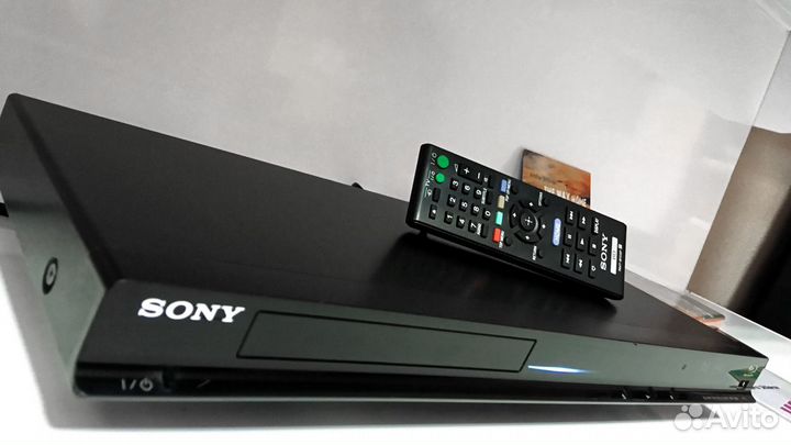 Универсальный проигрыватель Sony Blu-ray,DVD,Sacd