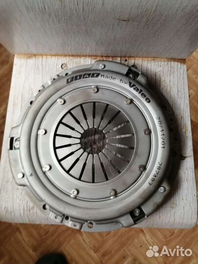 Сцепление новое без выжимного подшипника