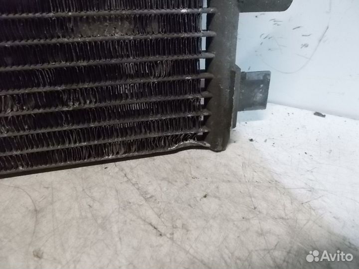 Радиатор кондиционера Рено Меган 2003г седан
