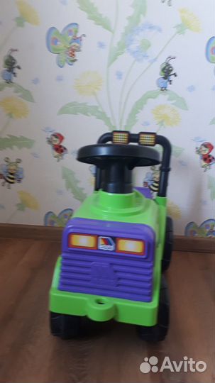 Машинка толокар
