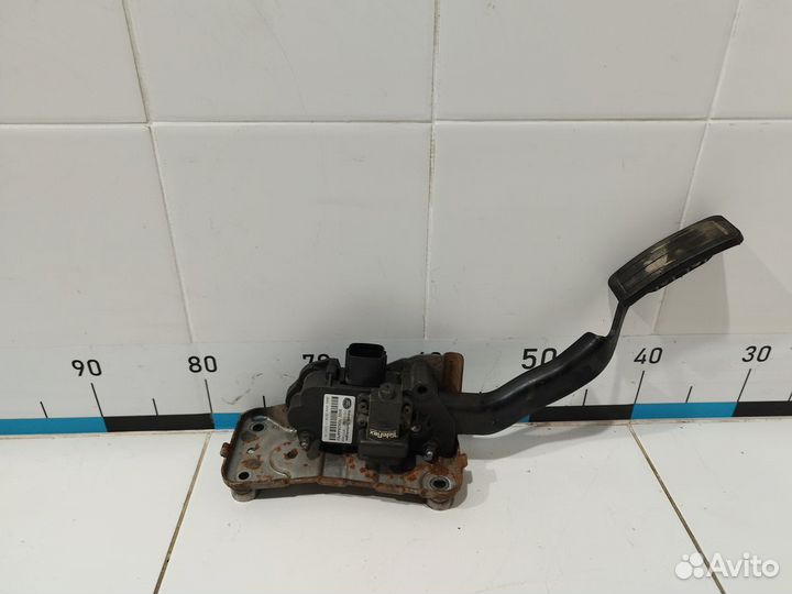 Педаль газа Discovery III 2004-2009