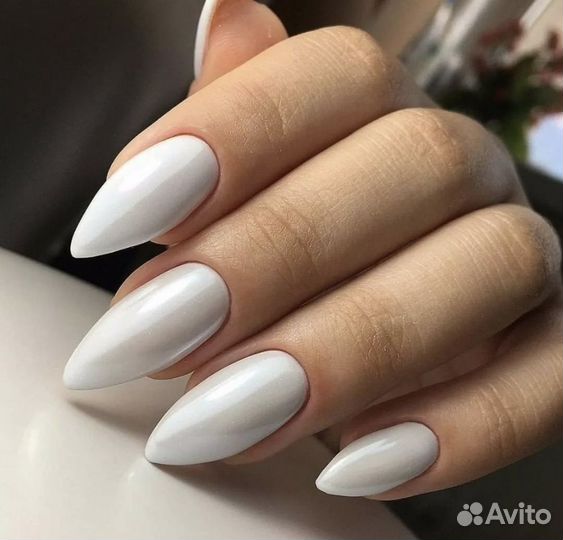 Маникюр, педикюр, наращивание ногтей