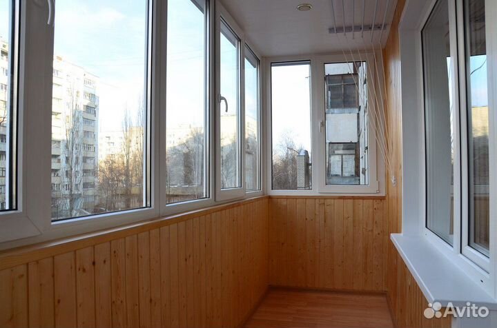 Отделка балкона