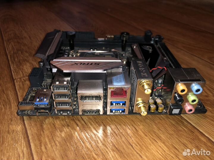 Материнская плата Asus ROG Strix Z270I Gaming