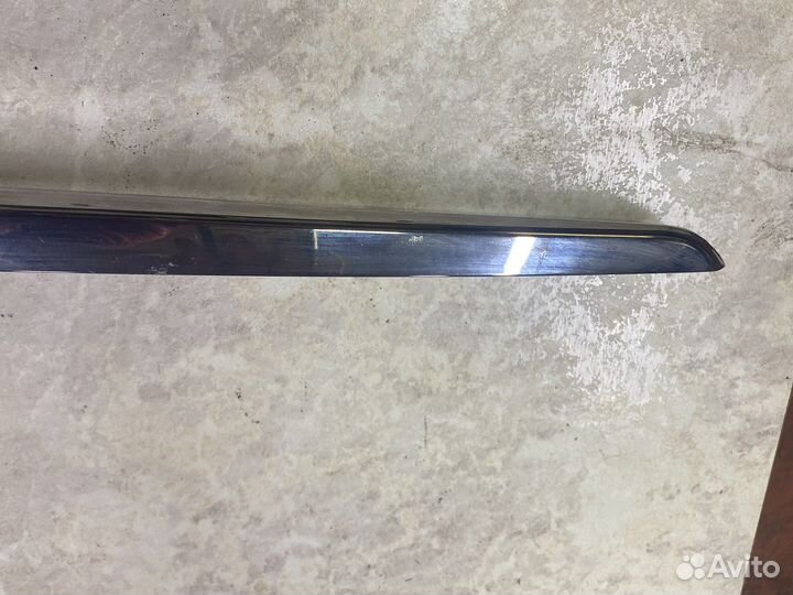 Веста молдинг бампера левый