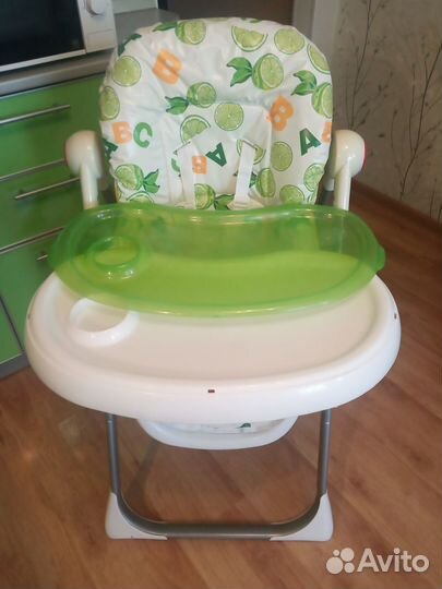 Стульчик для кормления capella