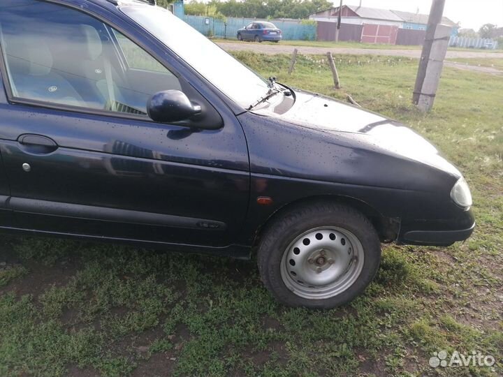 Renault Megane 1.6 МТ, 1999, 238 000 км