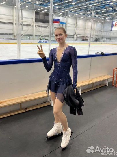 Тренер по фигурному катанию