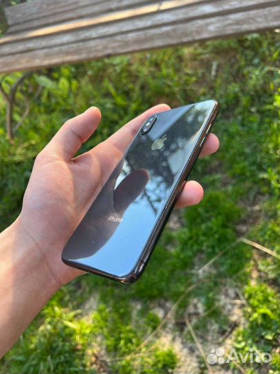 Телефон iPhone xs max