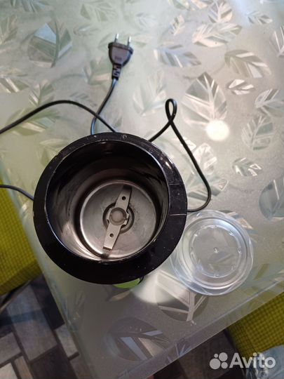 Электрическая кофемолка