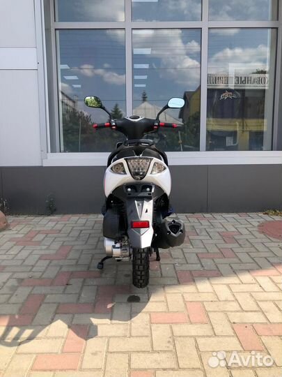 Скутер VMC Vento Corsa 50 150 2024