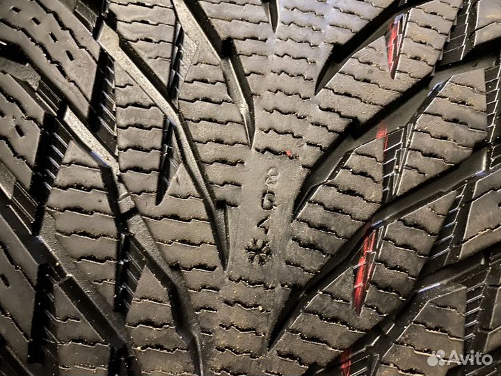 Nokian Tyres Hakkapeliitta R3 SUV 275/45 R21 110T
