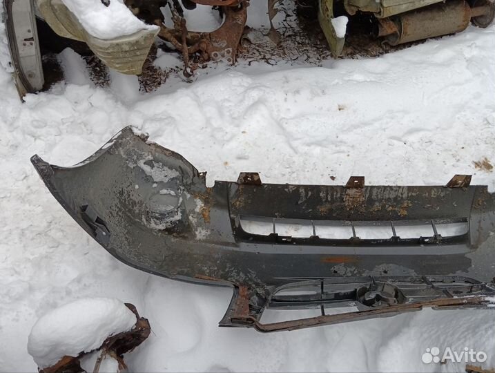 Бампер передний Mazda Tribute 2002 (есть дефект)