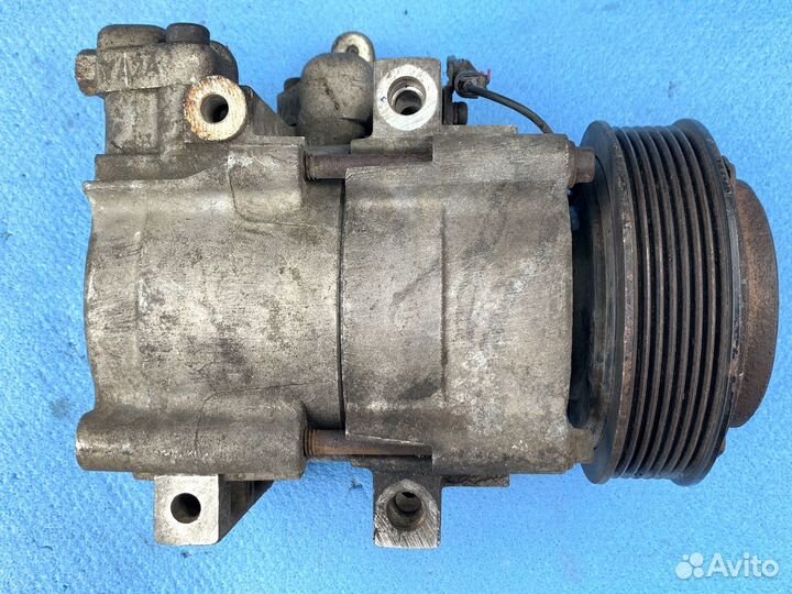 Kia Sorento 2002-2009г компрессор кондиционера