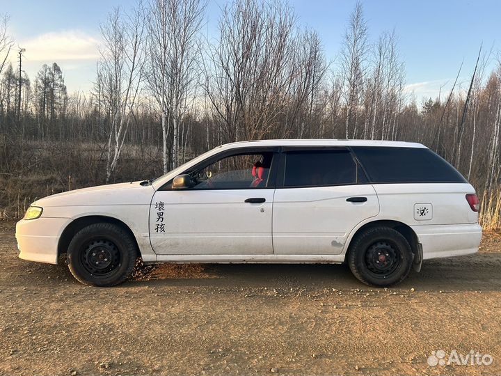 Nissan Expert 1.8 AT, 2001, 320 000 км