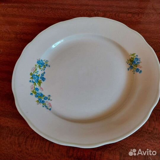 Сервиз (неполный) тарелки