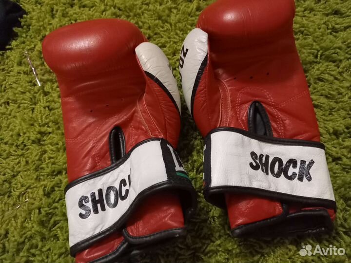 Боксерские перчатки 10 oz детские