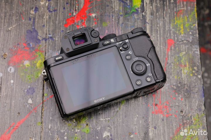 Sony Alpha ilce-7 kit FE 28-70mm