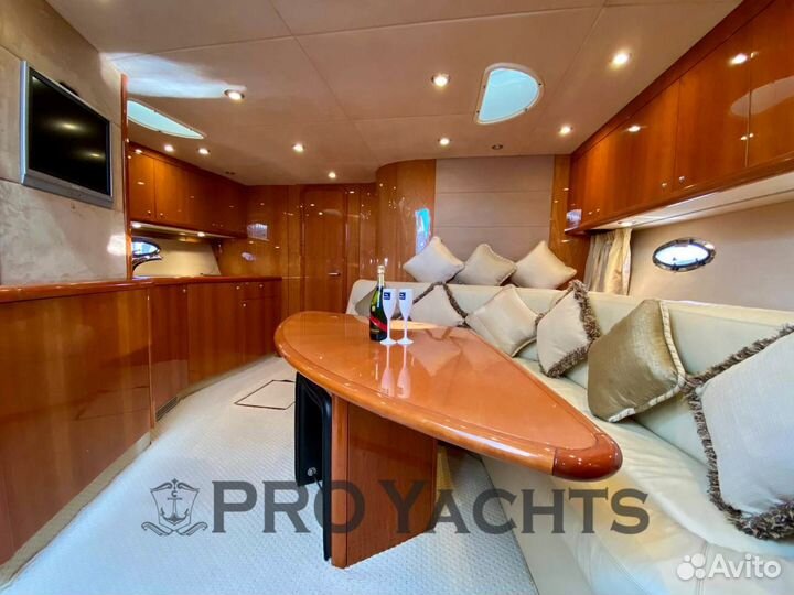 Глиссирующая яхты Sunseeker 53, Portofino 2005 год