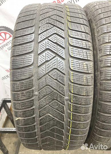 Pirelli Scorpion Winter 255/40 R21 104R