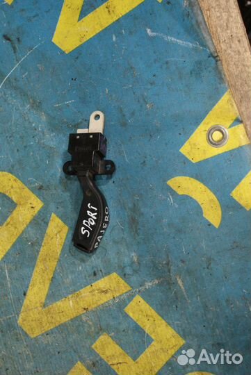 Переключатель круиз-контроля Mitsubishi Pajero