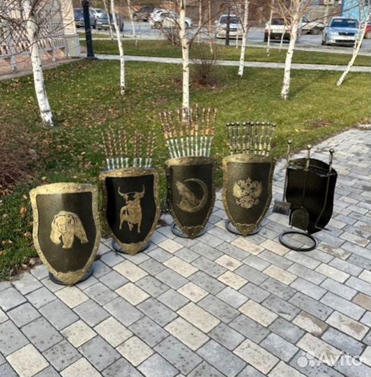 Подставка под шампуры Щит