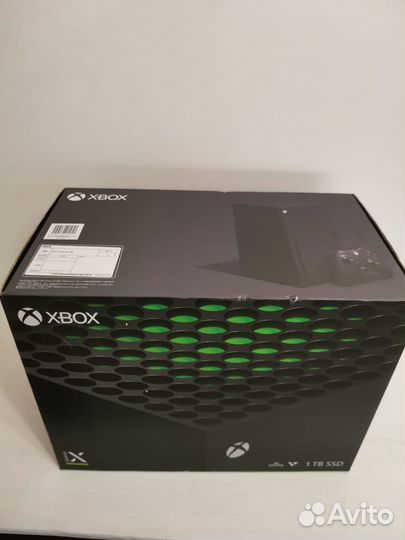 Приставка Microsoft Xbox Series X новая